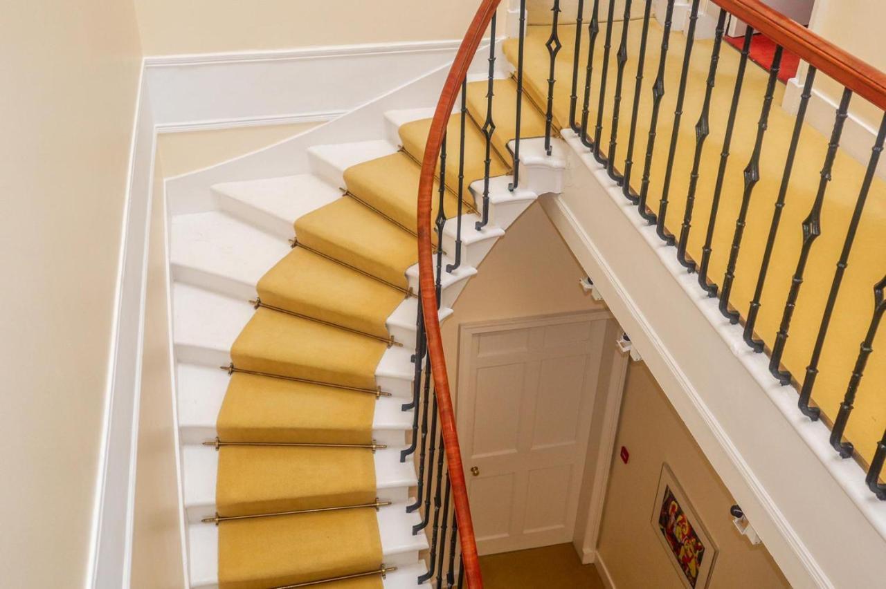 Beautiful City Centre Georgian 4 Bed Townhouse With Private Garden Edinburgh Buitenkant foto