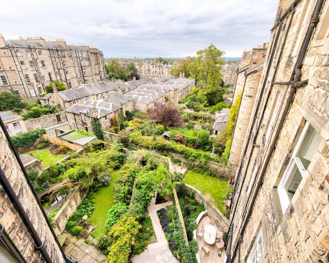 Beautiful City Centre Georgian 4 Bed Townhouse With Private Garden Edinburgh Buitenkant foto