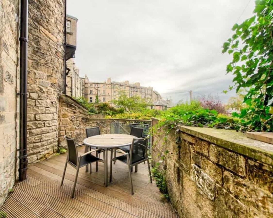 Beautiful City Centre Georgian 4 Bed Townhouse With Private Garden Edinburgh Buitenkant foto