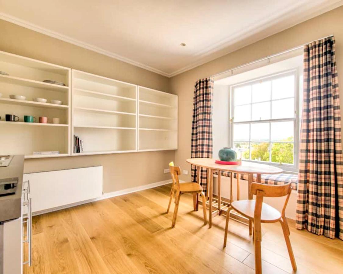 Beautiful City Centre Georgian 4 Bed Townhouse With Private Garden Edinburgh Buitenkant foto